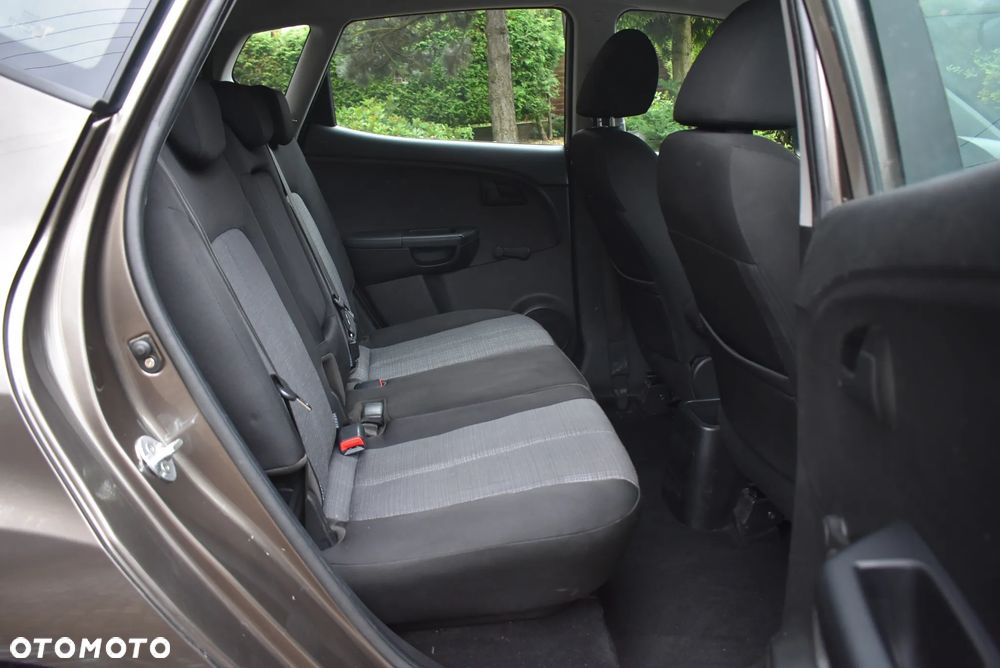 Kia Venga 1.4 CVVT ISG Vision - 21