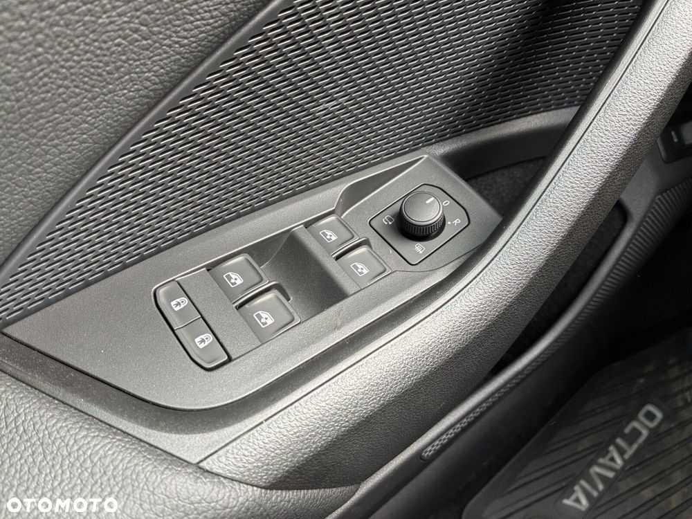 Skoda Octavia - 24