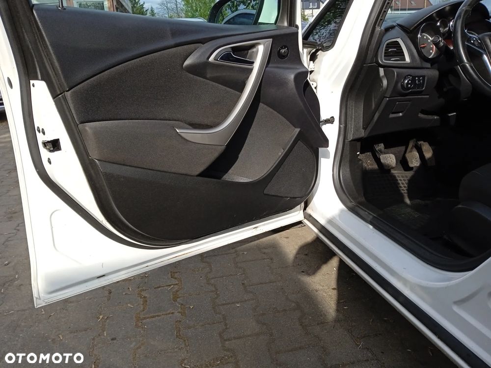 Opel Astra 1.4 Sport - 23