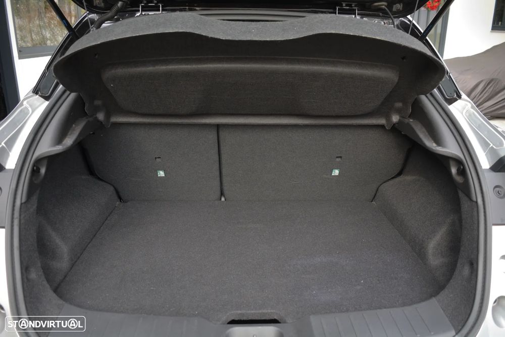 Nissan Juke 1.0 DIG-T N-Connecta NAV. DCT - 10