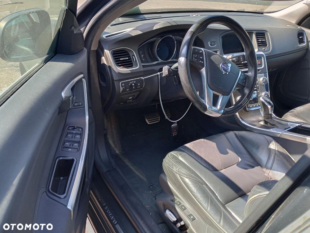 Volvo S60 - 17