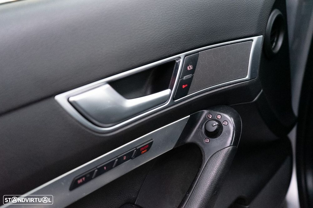 Audi A6 3.0 TDI V6 quattro Exclusive Tiptronic - 22