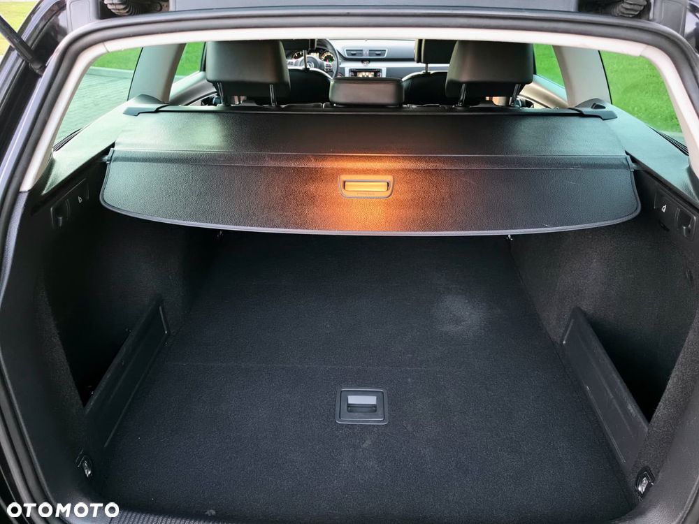 Volkswagen Passat - 14