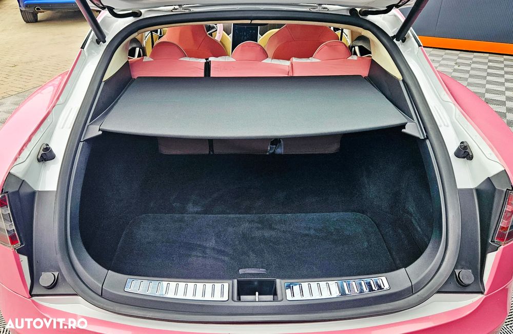 Tesla Model S Performance - 9