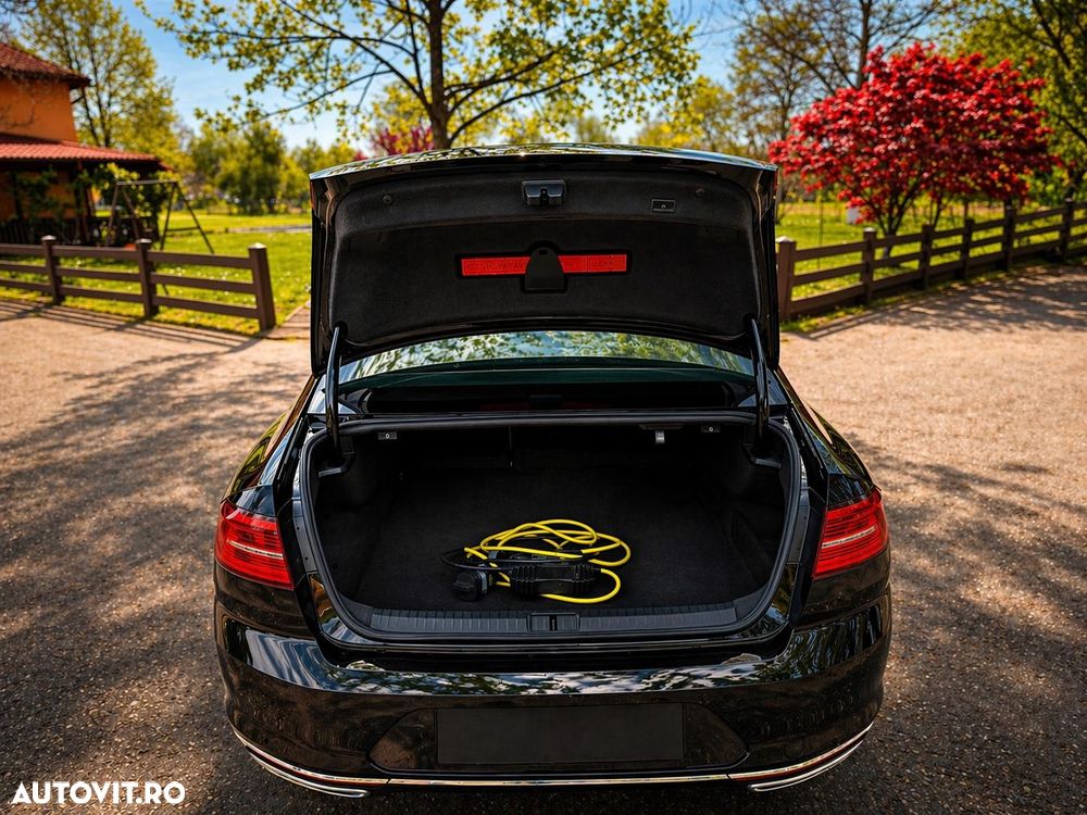 Volkswagen Passat - 7