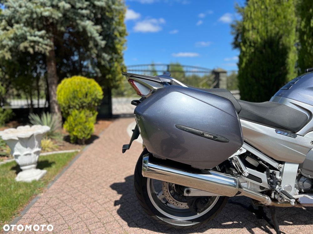 Yamaha FJR - 9