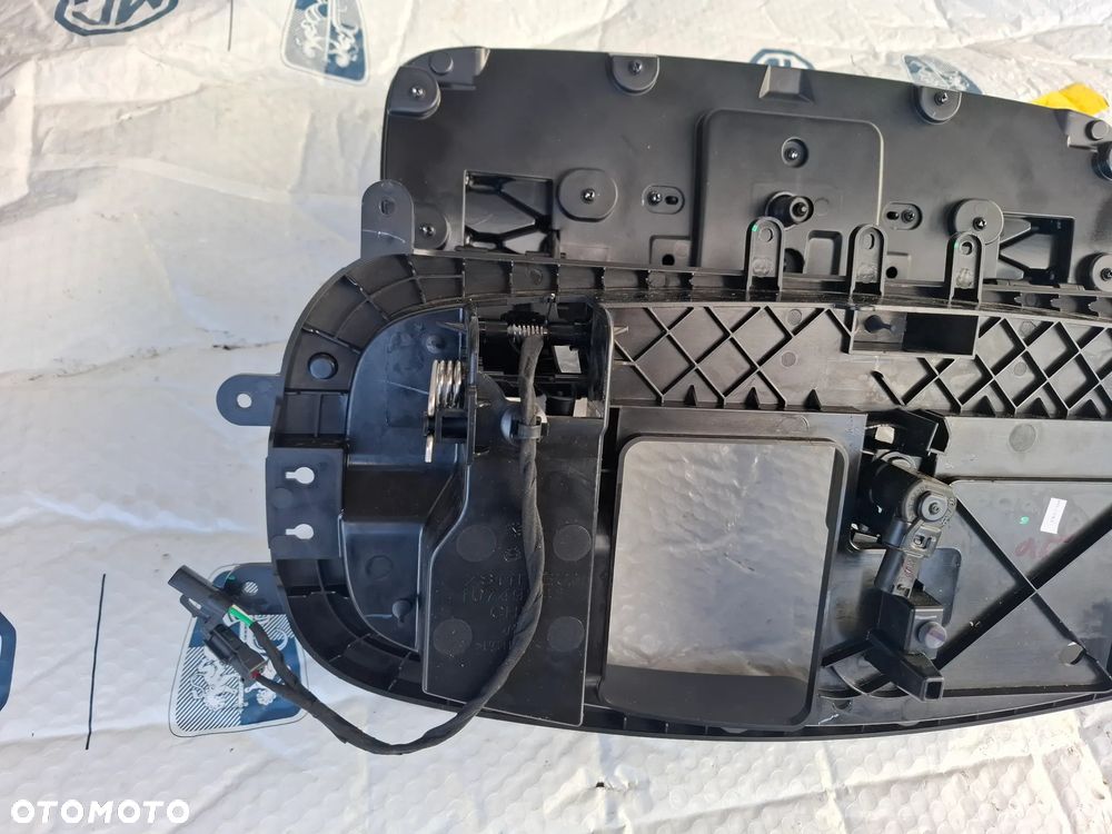 MG ZS 2020 GRILL ATRAPA CHŁODNICY GNIAZDO ŁADOWANIA  10749241 - 8