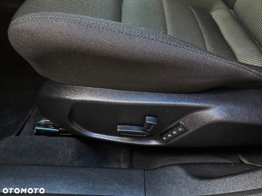 Ford Mondeo 2.0 TDCi Titanium X - 11