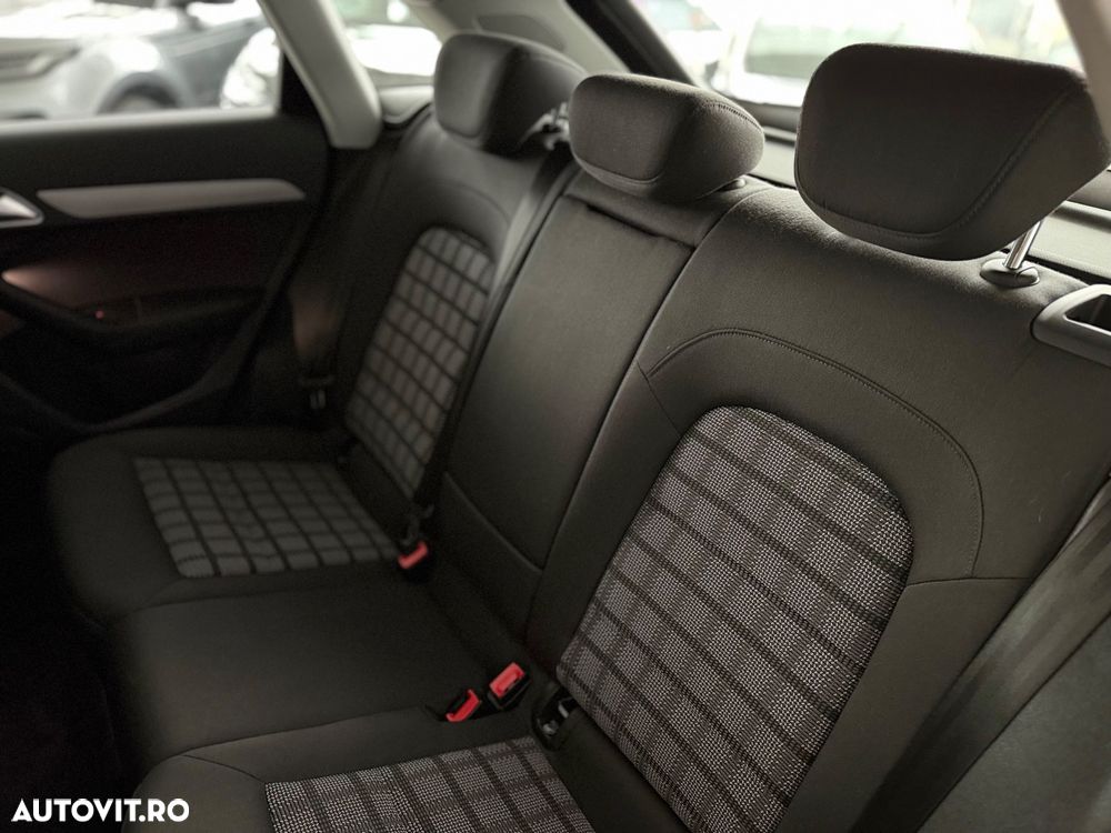 Audi Q3 2.0 TFSI Quattro S tronic - 38