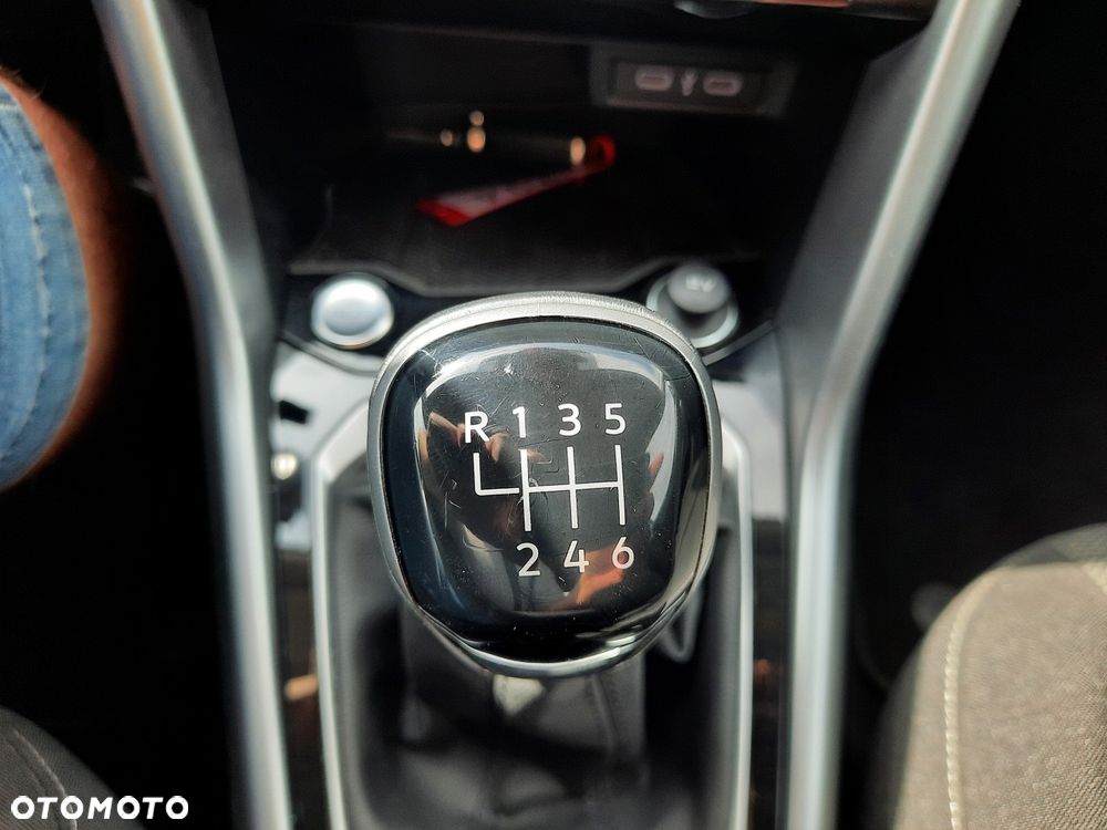 Volkswagen T-Roc 1.0 TSI Special Edition - 35