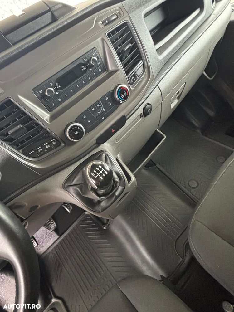 Ford Transit - 15