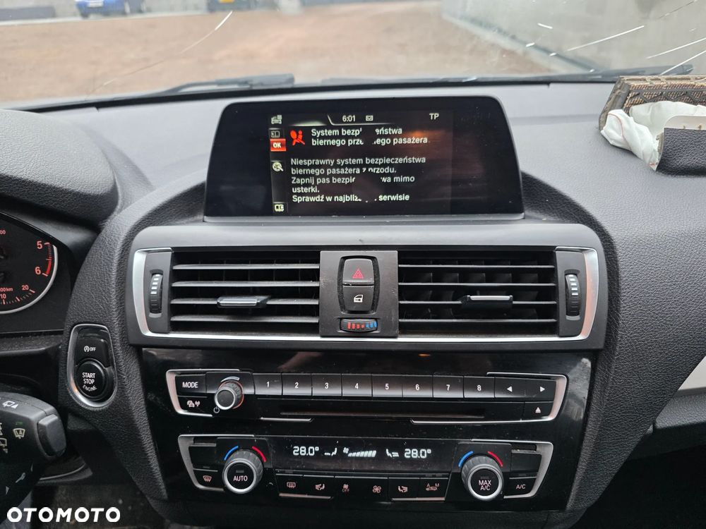 BMW Seria 1 - 25
