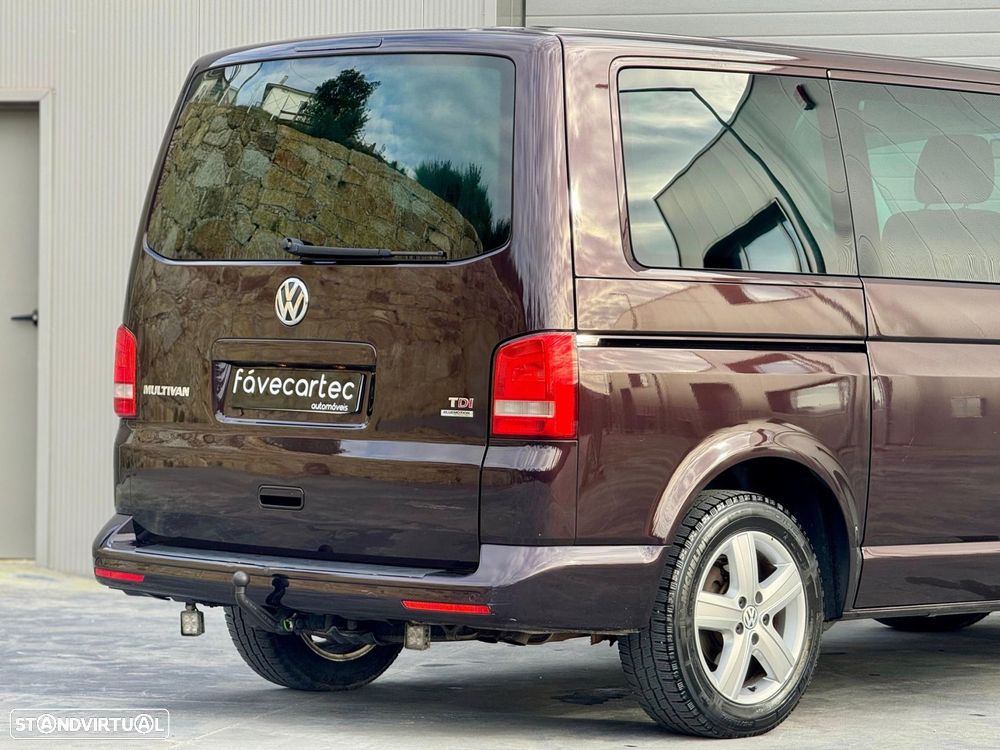 VW Multivan 2.0 TDi 180 Highline BlueMotion - 10