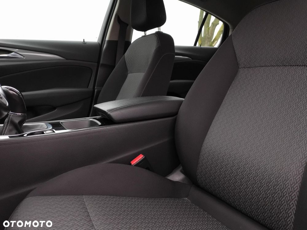 Opel Insignia 1.6 CDTI Enjoy S&S - 23