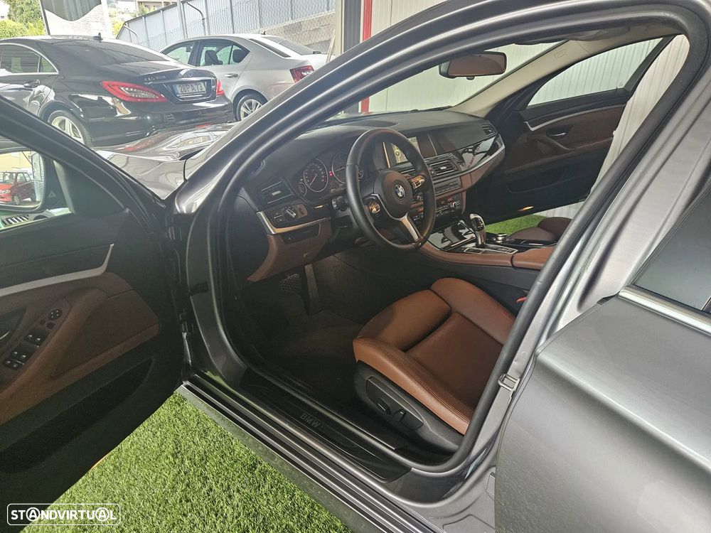BMW 525 d Line Luxury Auto - 10