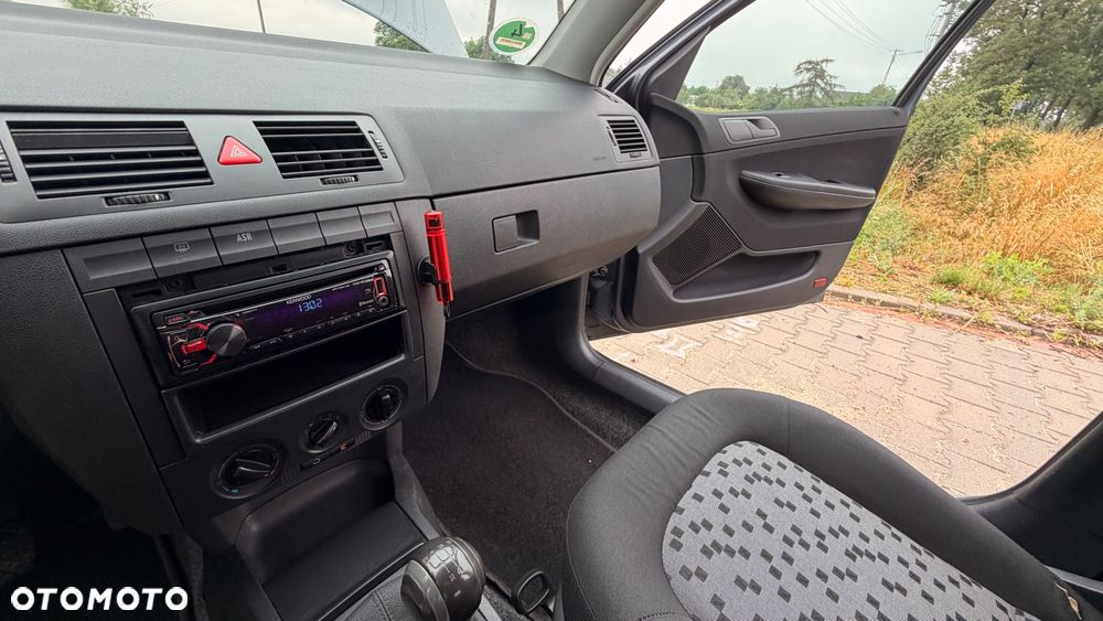 Skoda Fabia - 13