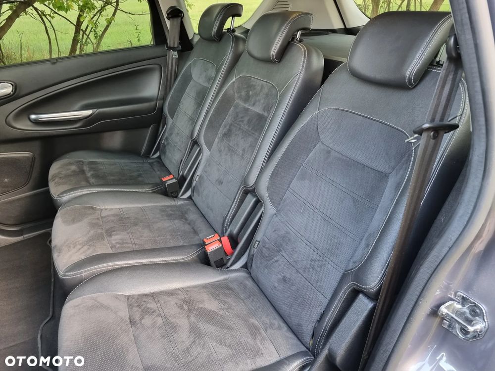 Ford S-Max 2.0 TDCi DPF Titanium X - 23
