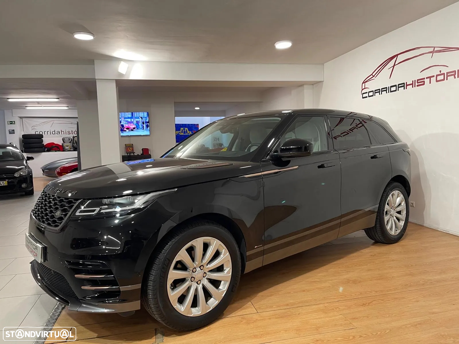 Land Rover Range Rover Velar 2.0 D R-Dynamic S - 46