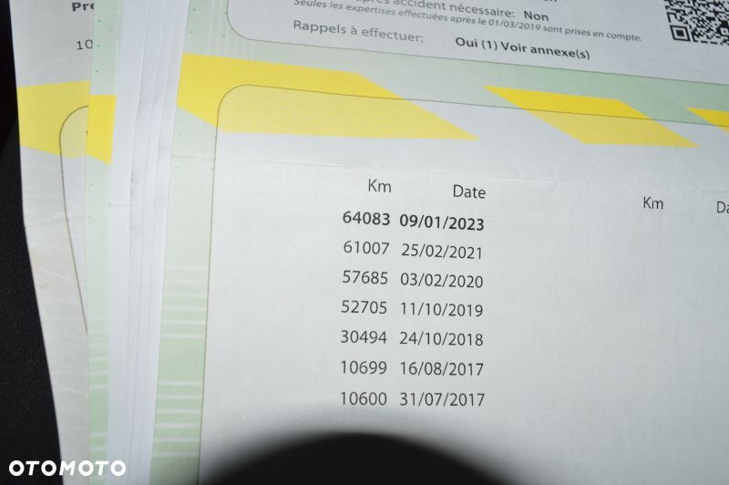 Mercedes-Benz CLA 200 AMG Line - 28