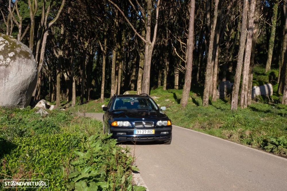 BMW 320 d Touring Séc.XXI - 2