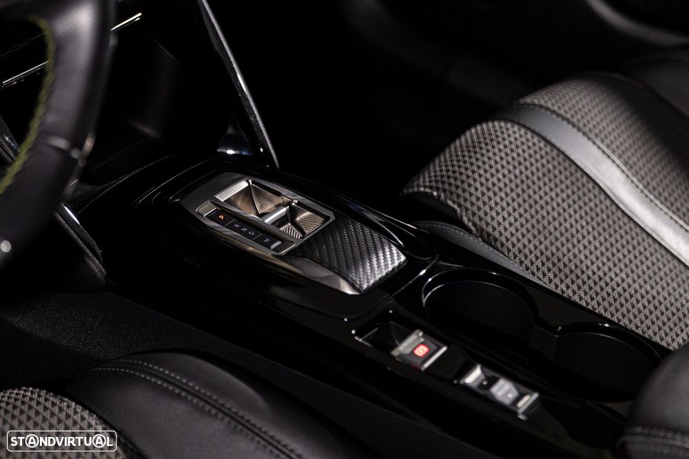 Peugeot 2008 1.2 PureTech GT EAT8 - 21