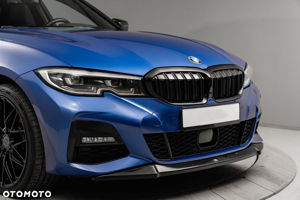 BMW Seria 3 330e Sport - 10