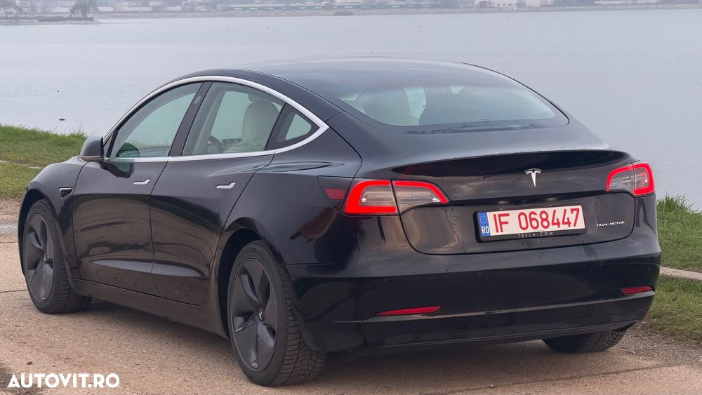 Tesla Model 3 Langstreckenbatterie Allradantrieb Dual Motor - 12