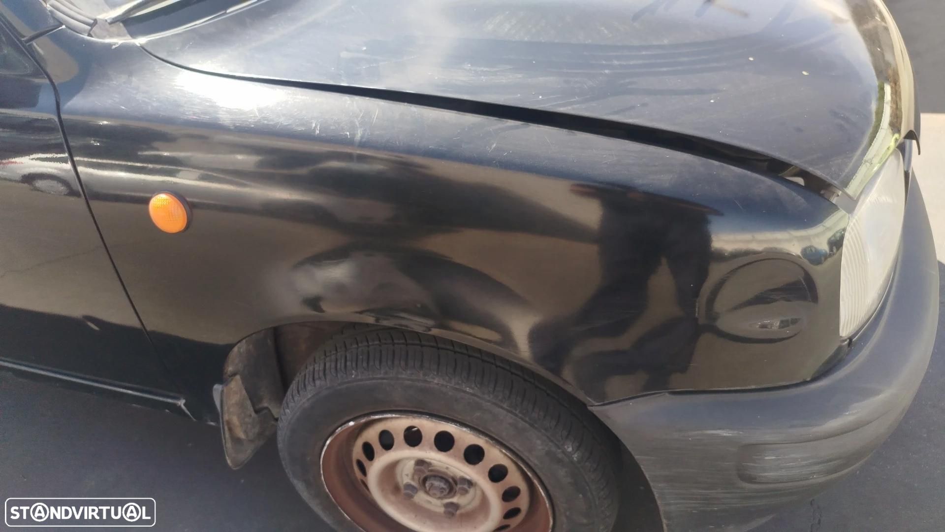 Guarda-lamas direito NISSAN Micra II (K11) - 1