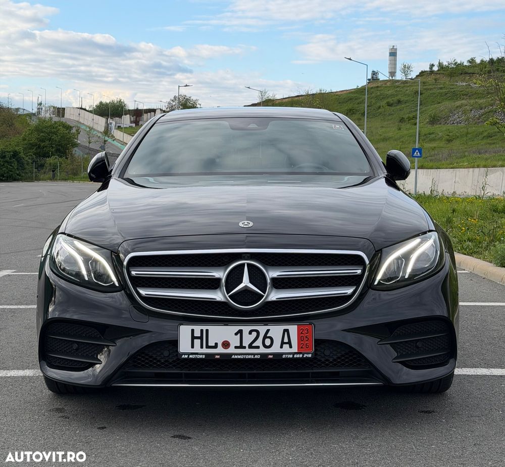 Mercedes-Benz E 220 d 4MATIC 9G-TRONIC AMG Line - 2