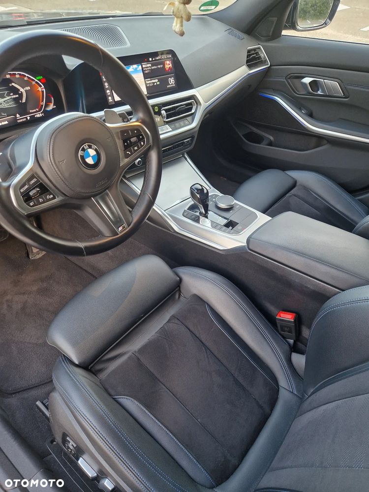 BMW Seria 3 330i xDrive M Sport sport - 25