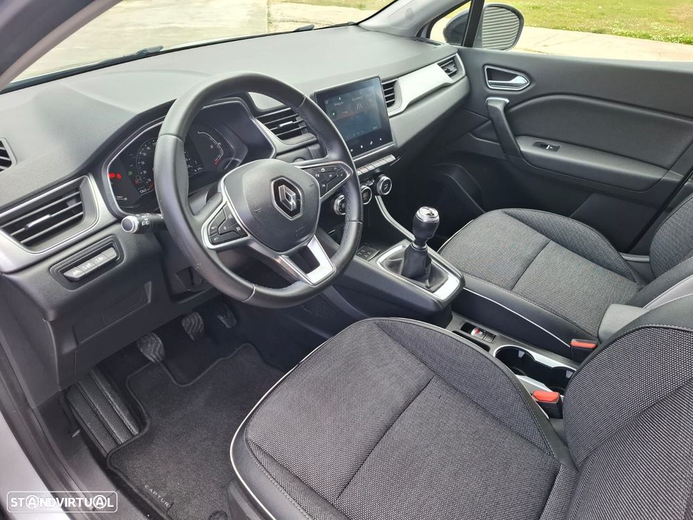 Renault Captur 1.0 TCe Exclusive - 17