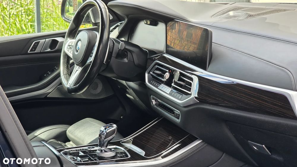 BMW X5 xDrive45e - 26