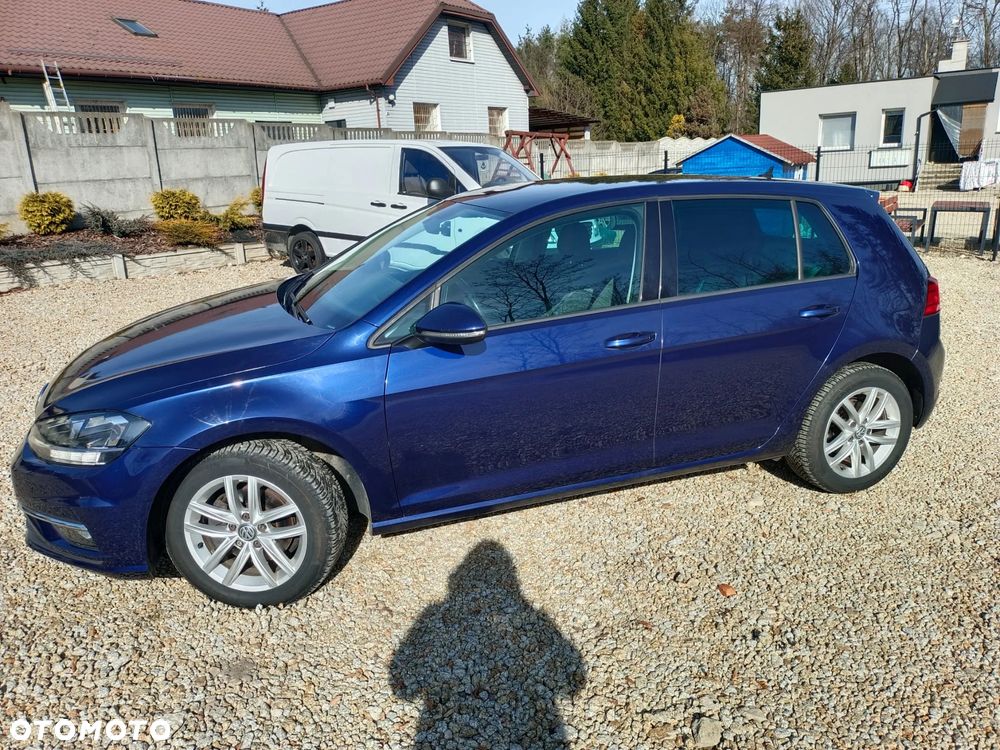 Volkswagen Golf - 5