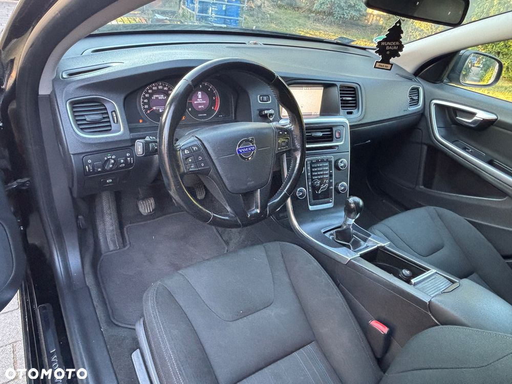 Volvo V60 D4 Business Edition - 26