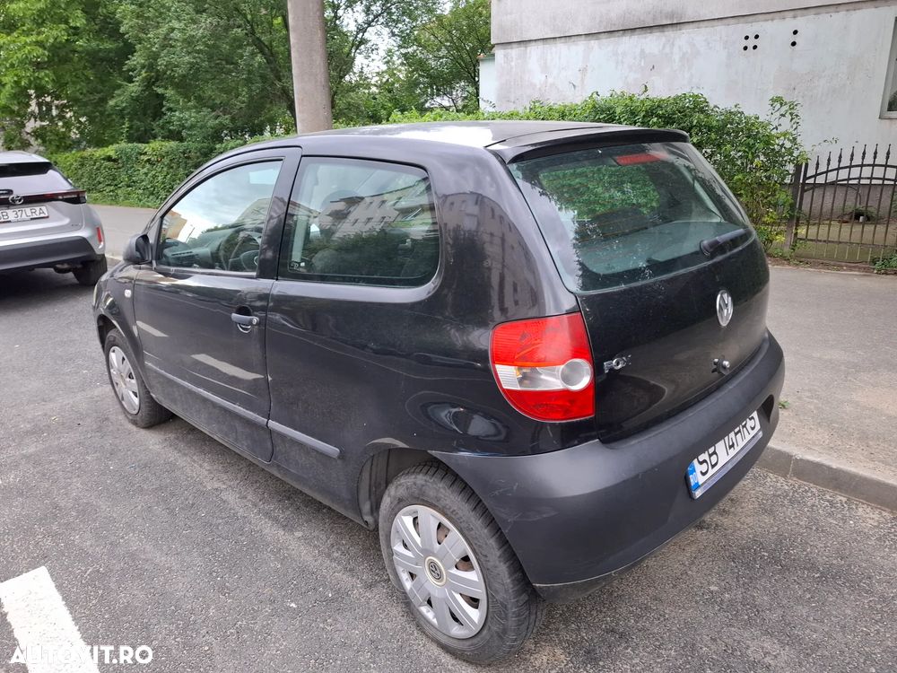 Volkswagen Fox - 2