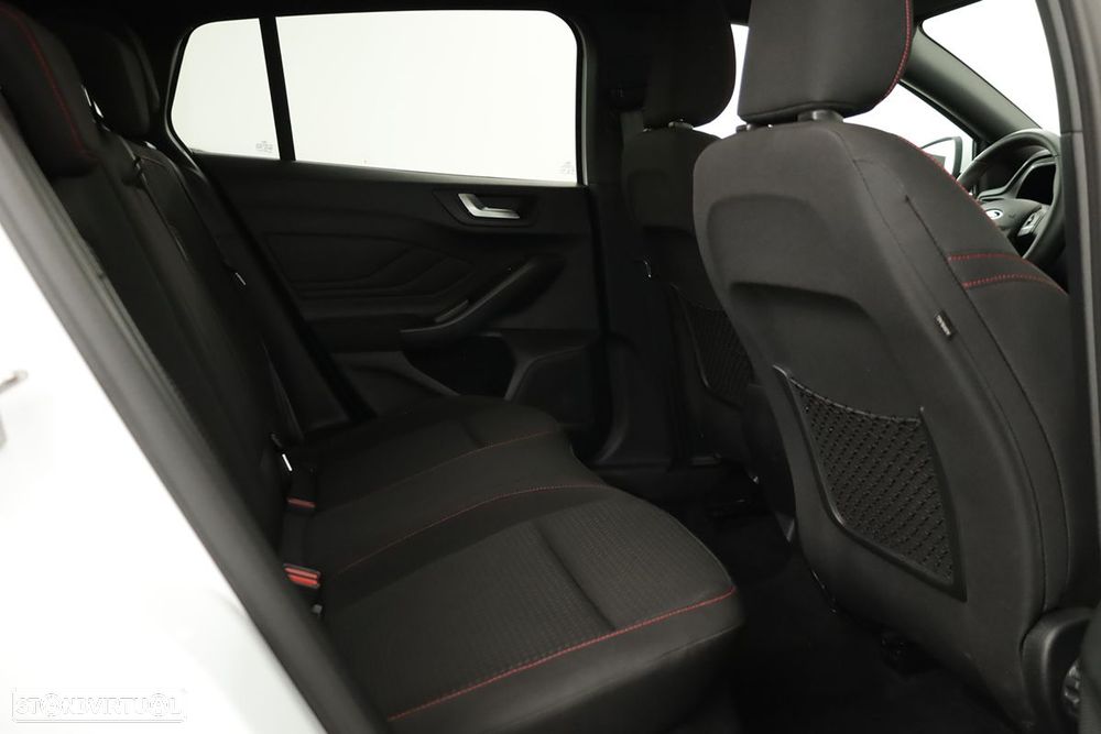 Ford Focus SW 1.0 EcoBoost MHEV ST-Line X Aut. - 21
