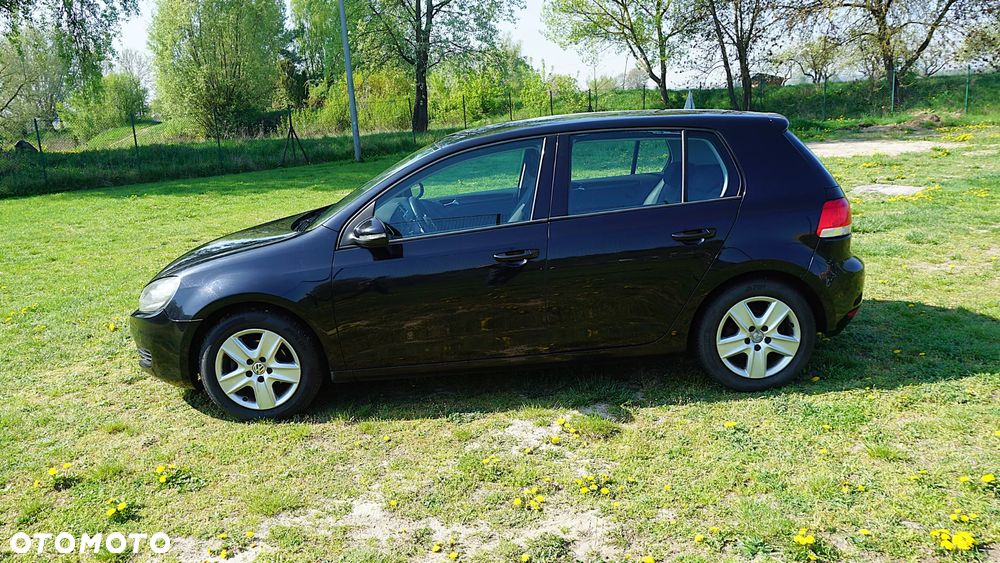 Volkswagen Golf - 11