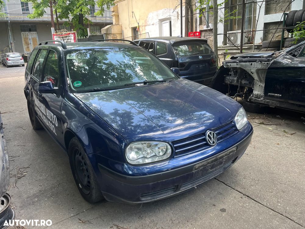 Dezmembrez VW Volkswagen Golf 4 break albastru 1,4 benzina BCA 2003 - 7