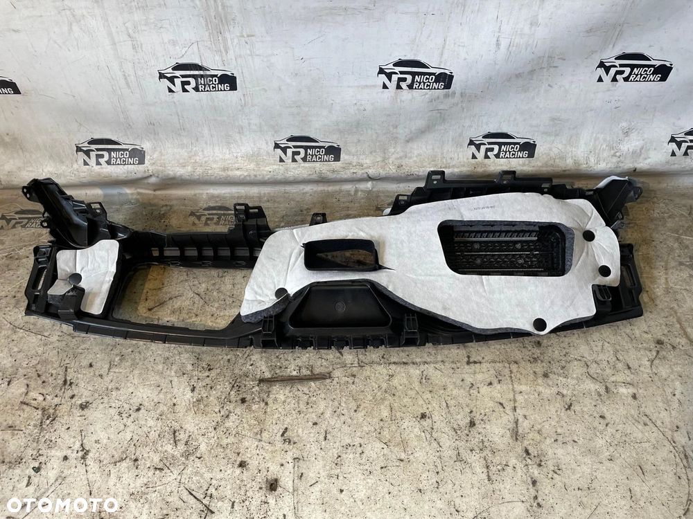 DESKA ROZDZIELCZA KOKPIT KONSOLA BMW 7 G70 LEDER ATLASGRAU HUD - 6