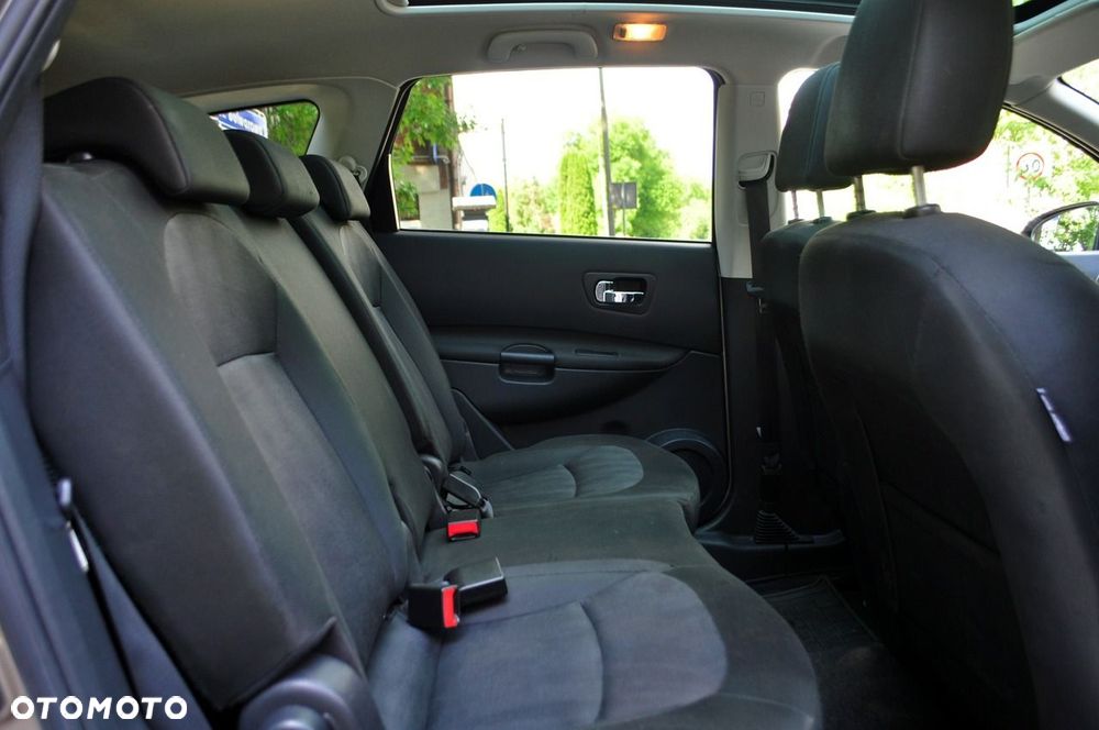Nissan Qashqai+2 2.0 Acenta - 8
