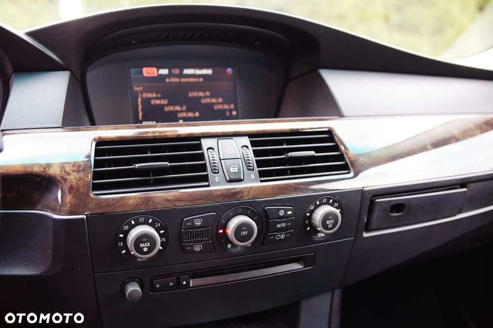 BMW Seria 5 - 17