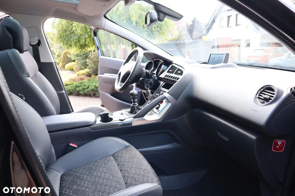 Peugeot 3008 1.2 PureTech Allure - 11
