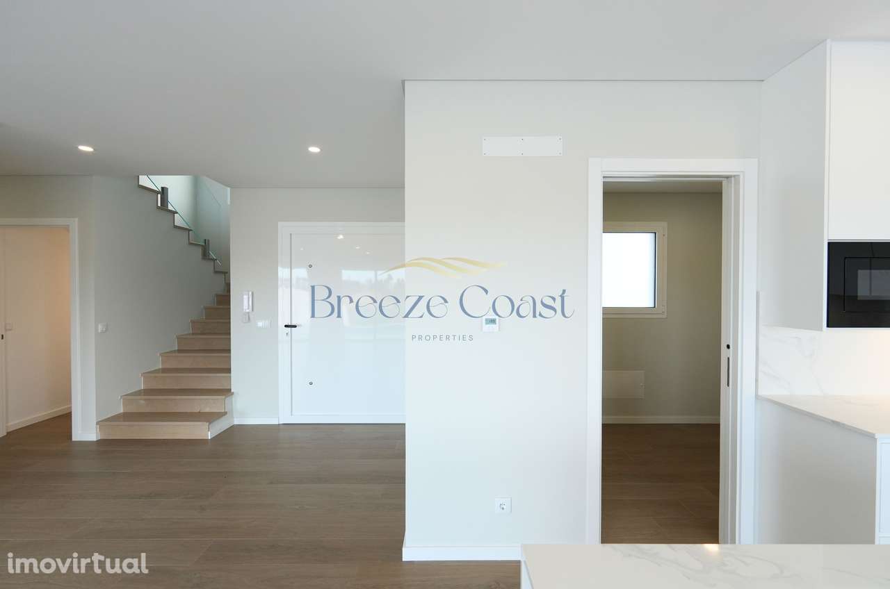 Moradia T4 de Luxo a 5 Minutos da Baía de São Martinho do Porto - Grande imagem: 2/38