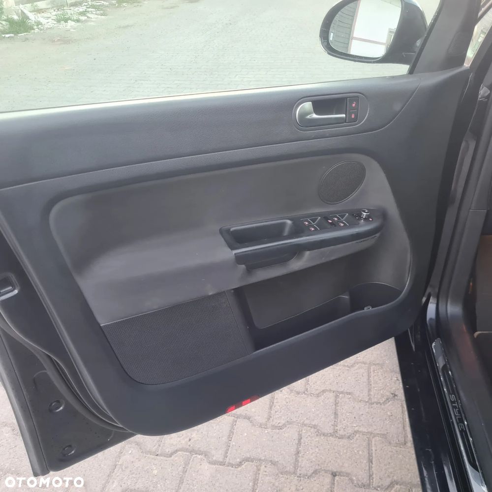 Volkswagen Golf Plus 1.2 TSI MATCH - 16