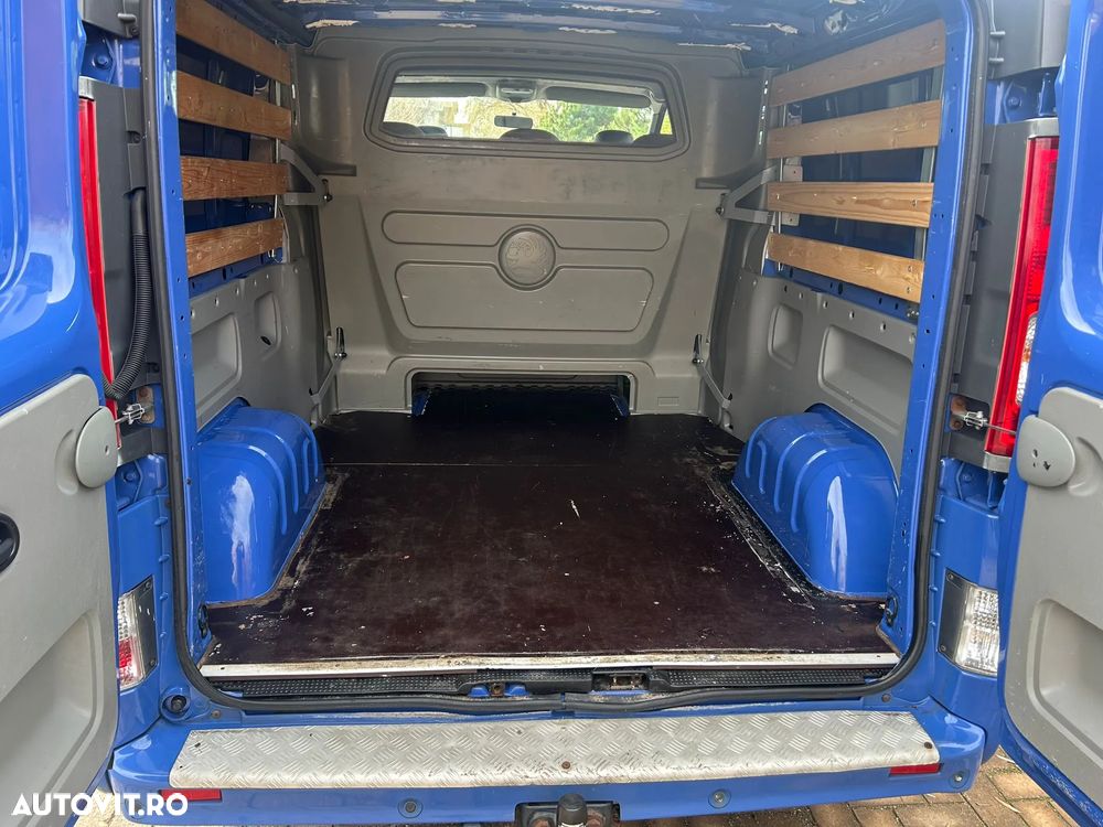 Renault Trafic 2.0 dCi 115 L2H1 - 24