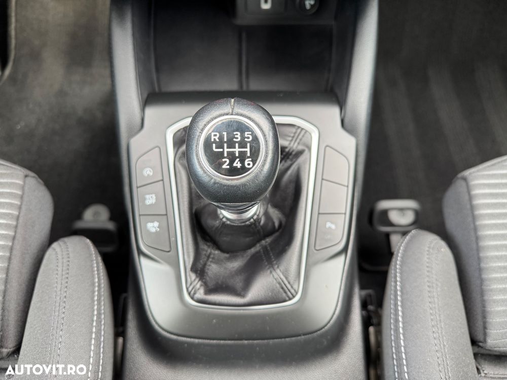 Ford Focus 1.5 EcoBlue Start-Stopp-System TITANIUM - 33