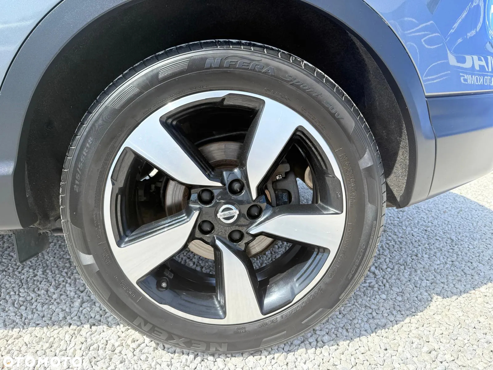 Nissan Qashqai 1.6 dCi Xtronic TEKNA - 11