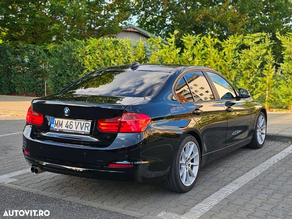 BMW Seria 3 328i xDrive - 3