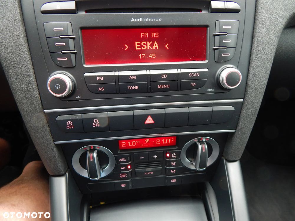 Audi A3 Sportback 1.6 TDI Attraction - 25