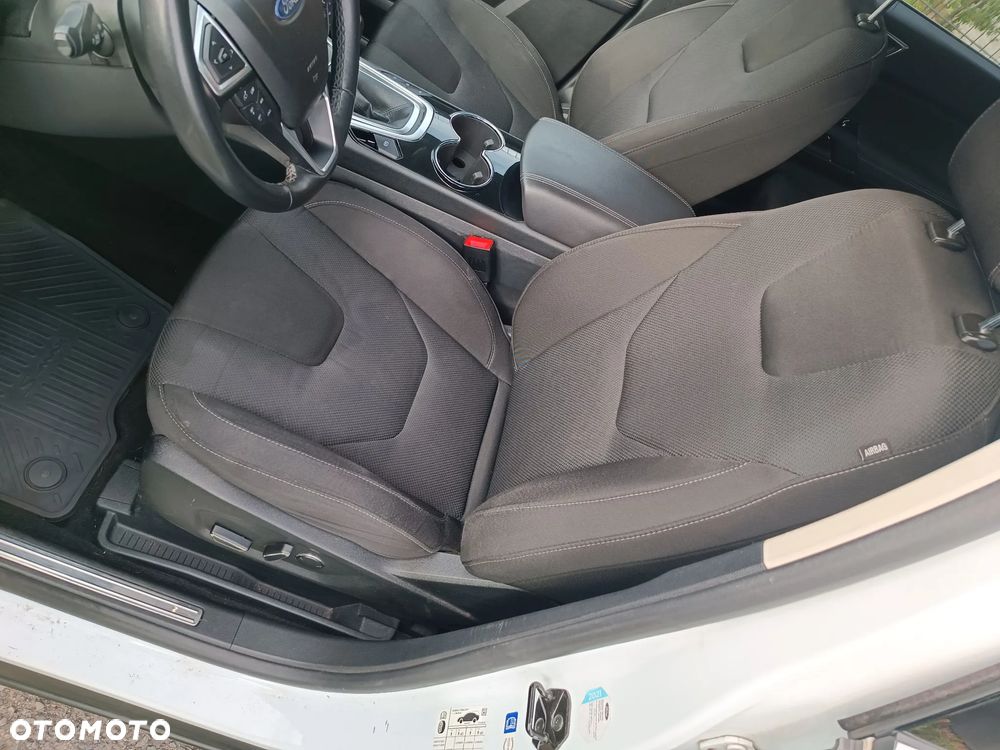 Ford S-Max 2.0 EcoBlue Titanium - 22